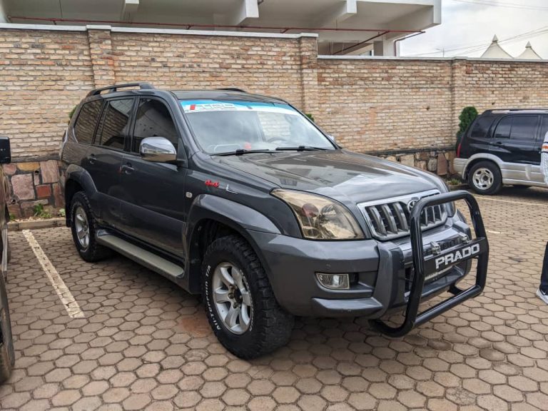 Read more about the article 4×4 car hire Rwanda