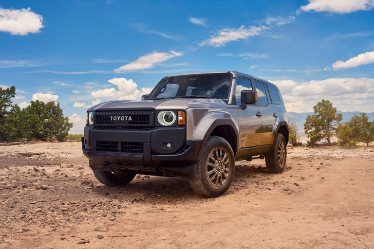 Read more about the article Rwanda Car Hire Services for Travelers Visiting Rwanda for the First Time