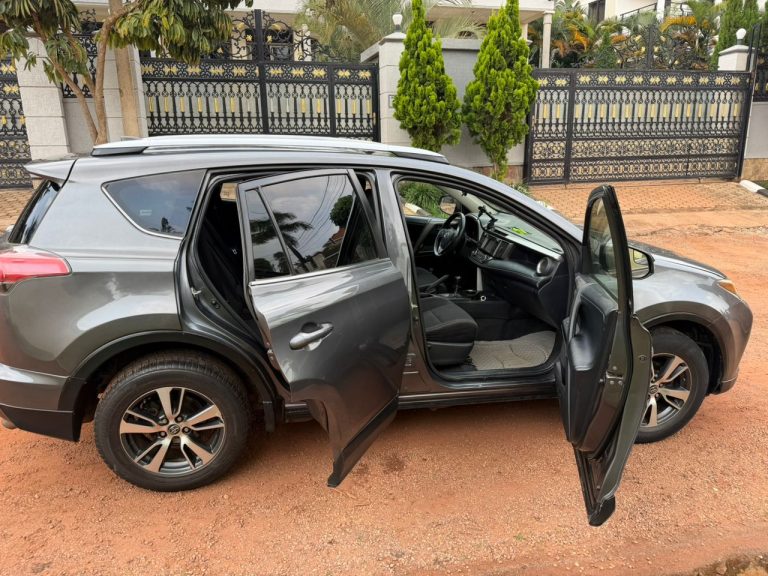 Read more about the article Self Drive Rwanda Reviews – Honest Experiences, Tips, and Complete Guide for Travelers