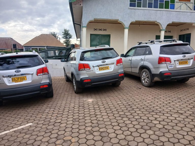 Read more about the article Car Rental Rwanda : The Complete Guide to Affordable Self Drive & 4×4 Car Hire