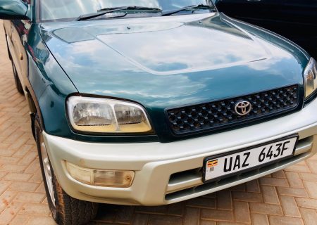 Rwanda to Uganda Car Rental